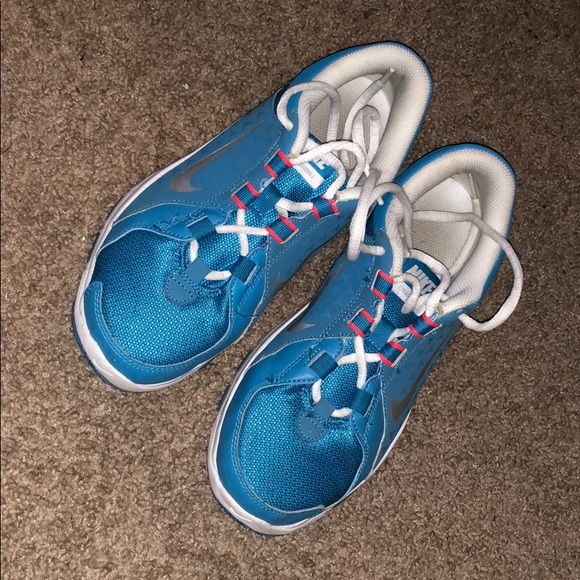 🛑SOLD🛑 Women's Nike Sneakers. - Picture 4 of 5